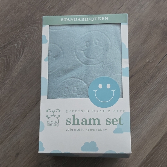 Blue Sham Set - Picture 1 of 2